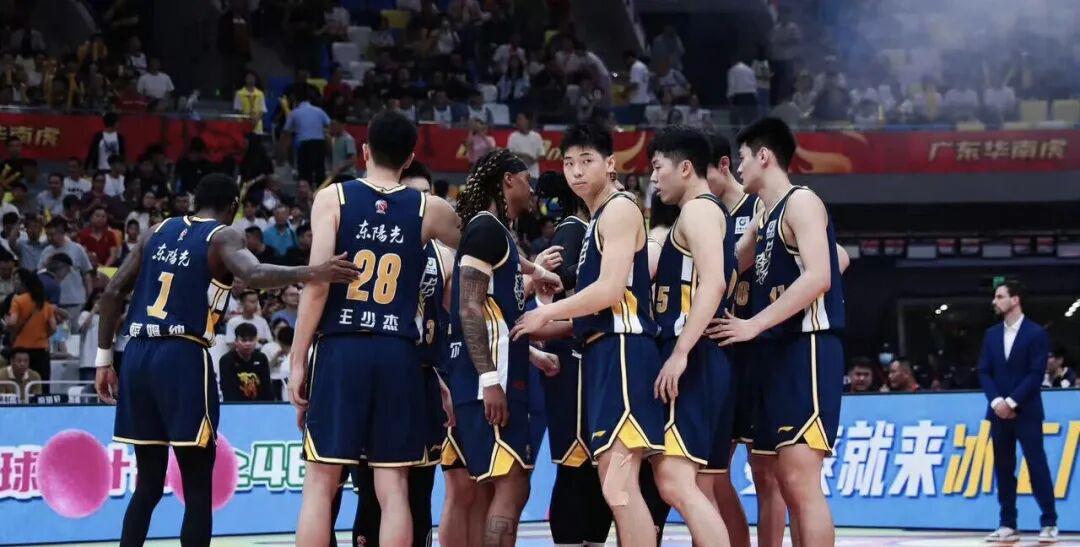 5年2.85亿美金！NBA最不受待见FMVP！绿军酝酿大交易