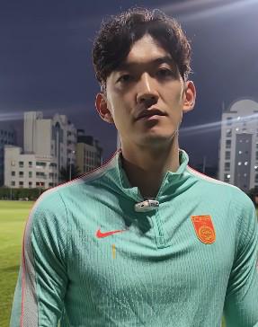 火箭队知难而退?独行侠不愿放人,航天城或无缘追逐第3位巨星